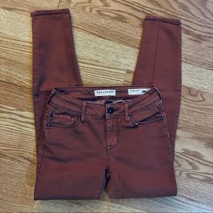 listing-status-banner